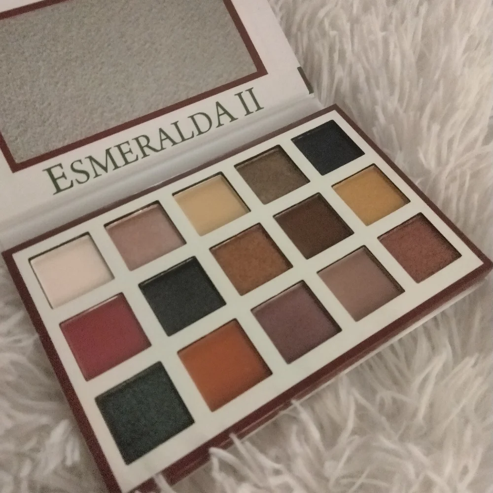 🆕 Esmeralda II Eyeshadow Palette 🎨